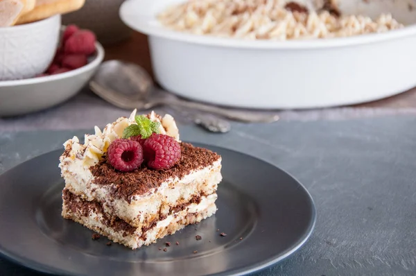 Hausgemachtes Traditionelles Italienisches Desserttiramisu — Stockfoto