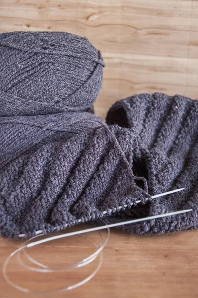 kanca ve örgü iplik kroşe