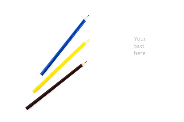 Τρία χρωματιστά μολύβια σε λευκό φόντο — Φωτογραφία Αρχείου