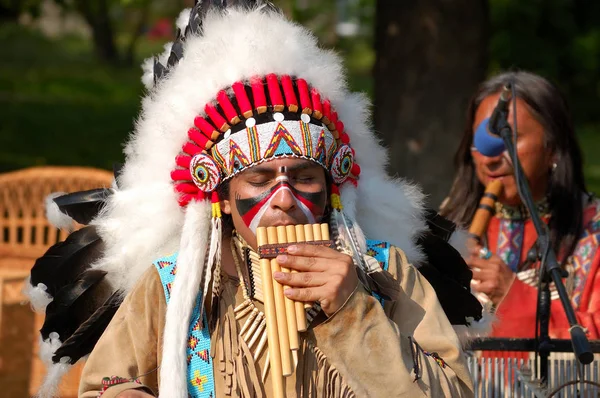 Amerikaanse Indianen prestaties — Stockfoto