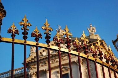 Dekoratif Küpeşte çit