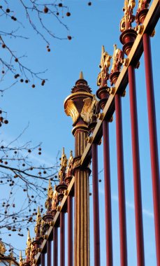 Kale dekoratif ızgara çit