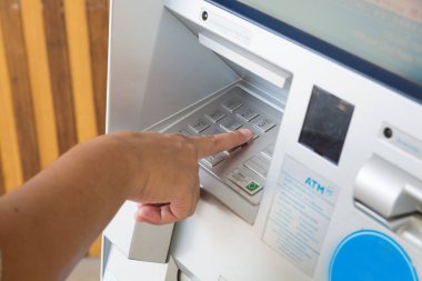 Klavye Panel Atm veya Autmatic vezne makinesi kadın Han ile