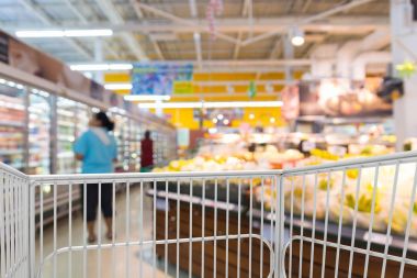 Alışveriş sepeti hipermarket veya indirim kolaylık Sto arabası