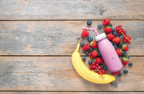 Berry fruit smoothie — Stock Photo, Image