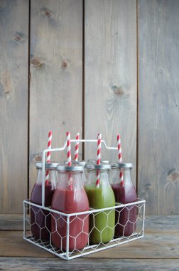 Payet ile şişe smoothies