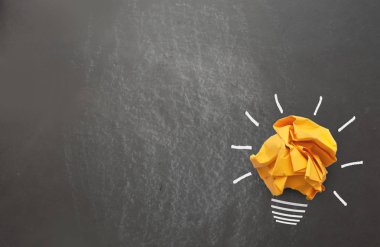 Fikir kavramsal ampul 