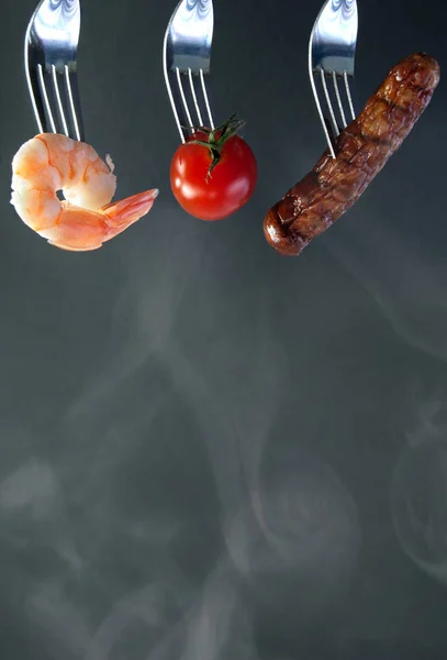 Summer barbecue ingredients on a fork — Stock Photo, Image