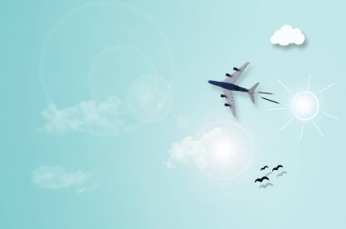 Gökyüzü arka plan üzerinde uçan uçak