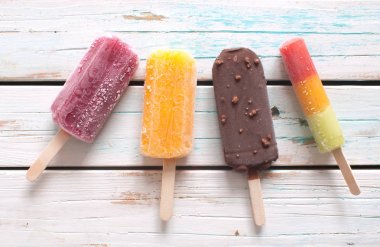 Donmuş buz popsicles