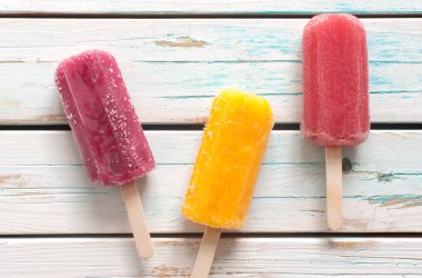 Donmuş buz popsicles
