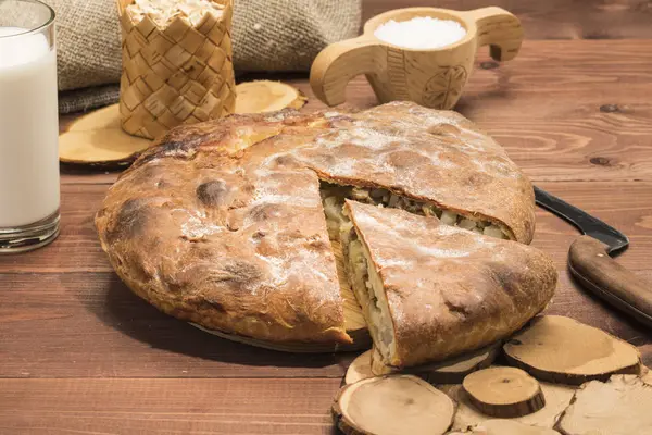 Rustik sıcak pasta doldurma ile