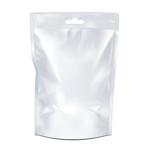 Saco de bolsa flexível de comida em branco com slot pendurado. Prepara-te, Template. Ilustração Isolado em fundo branco. Pronto para o seu design. Embalagem do produto. Vetor EPS10 — Vetor de Stock