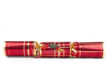 Beyaz bir arka plan üzerinde Noel fişeği