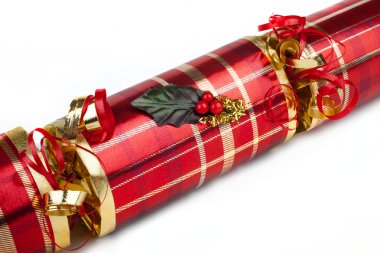 Beyaz bir arka plan üzerinde Noel fişeği