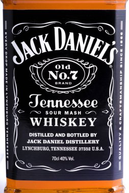 Jack Daniels şişesi etiket