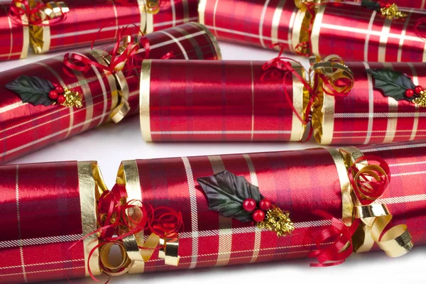 Traditionella Christmas Crackers — Stockfoto