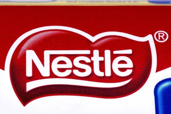 Nestle företagslogotyp — Stockfoto