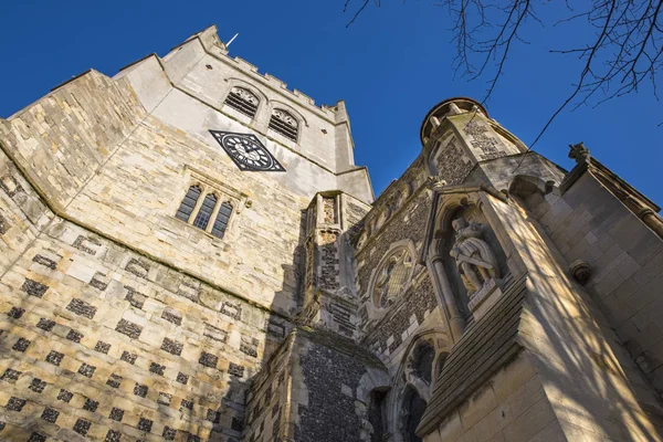 Igreja da Abadia de Waltham e Estátua do Rei Harold — Fotografia de Stock