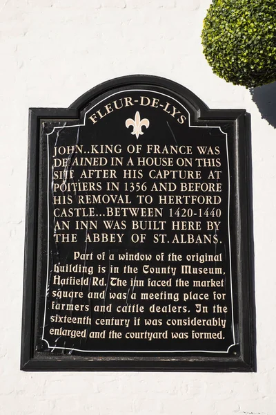 Fleur De Lys Placa em St. Albans — Fotografia de Stock