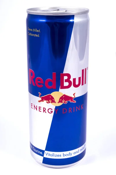 Bebida energética de touro vermelho — Fotografia de Stock