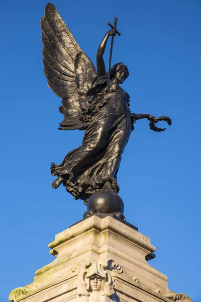 Kriegerdenkmal in Colchester — Stockfoto