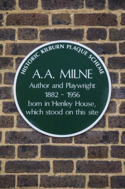 AA Milne plak Londra'da