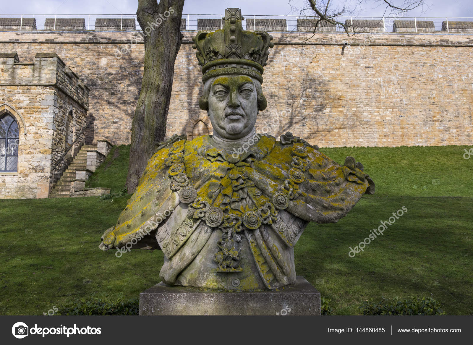 King III Statue at Lincoln Castle Stock Photo by ©chrisdorney 144860485