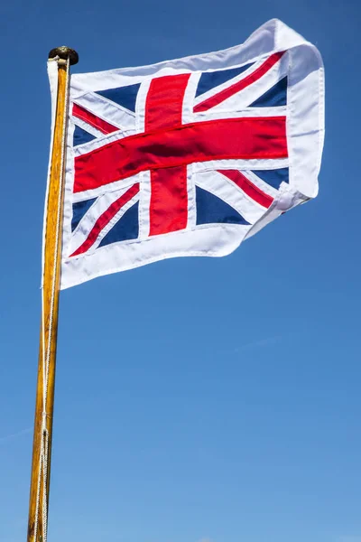 Uçan İngiliz bayrağı — Stok fotoğraf