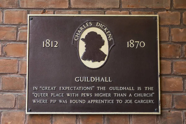 Rochester'daki Guildhall, Dickens plak — Stok fotoğraf