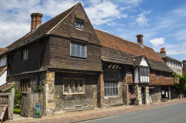 Lewes evde Cleves'li Anne