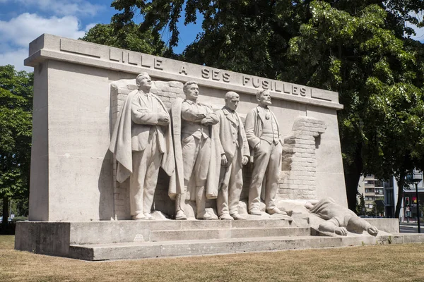 Monumento a Lille A Ses Fusilles —  Fotos de Stock