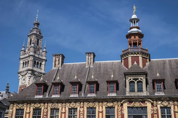 Vieille bourse und die Industrie- und Handelskammer in lille — Stockfoto