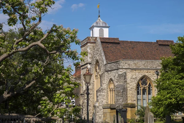 St.-Nikolaus-Kirche in Rochester, Großbritannien — Stockfoto