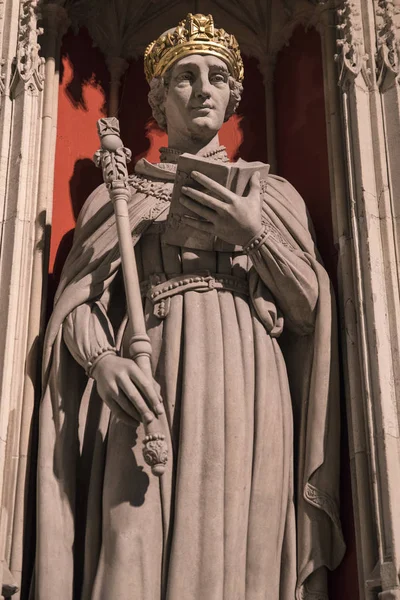 Kral Henry Vi heykel York Minster