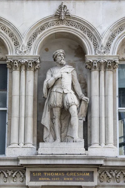 Sir Thomas Gresham socha v Londýně — Stock fotografie