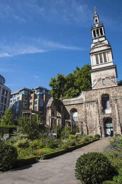 Christchurch Greyfriars Garden en Londres — Foto de Stock