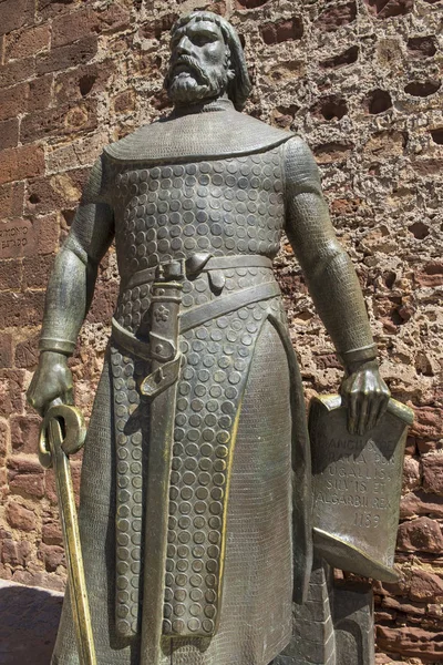 Статуя Санчо I португальський — стокове фото