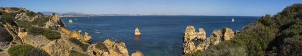 Vista do Clifftop da Praia do Camilo no Algarve — Fotografia de Stock