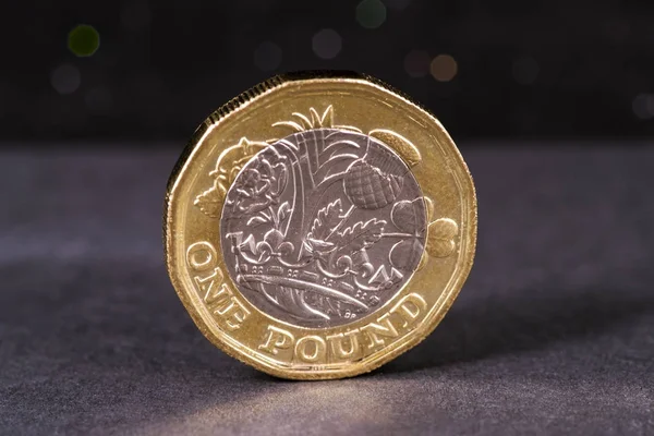 British One Pound Coin — Stock Photo, Image