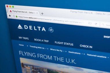 Londra, İngiltere - 21 Ekim 2017: Delta Havayolları, büyük Amerikan hava hatta, 21 Ekim 2017 için resmi web sitesi ana sayfası.