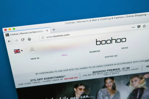 Boohoo Vestuário site — Fotografia de Stock