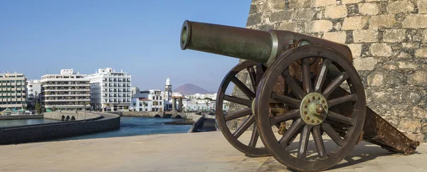 Cannone al Castello de San Gabriel ad Arrecife — Foto Stock