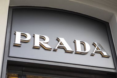 Prada perakende çıkış