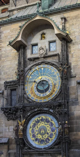 Horloge astronomique dans prague — Photo