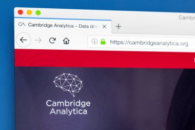 Londra, İngiltere - 29 Mart 2018: Cambridge Analytica - İngiliz siyasi danışmanlık şirketi, üzerinde 29 Mart 2018 için resmi web sitesi ana sayfası.