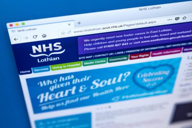 Londra, İngiltere - 5th Mart 2018: Nhs Lothian - 5 Mart 2018 üzerinde Nhs İskoçya'nın on dört bölgelerinden biri için resmi web sitesi ana sayfası.