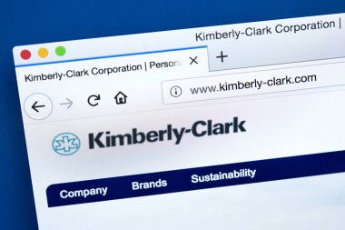 Londra, İngiltere - 5th Mart 2018: Resmi web sitesi üzerinde 5 Şubat 2018 Kimberly-Clark Corporation için ana. Kağıt bazlı ürünler üreten Amerikan çokuluslu kişisel bakım şirketi.