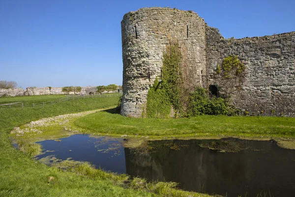 Pevensey hrad ve východním Sussexu — Stock fotografie