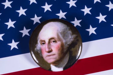 Londra, İngiltere - 27th Nisan 2018: ABD bayrağı üzerinde 27 Nisan 2018 resimde A George Washington rozeti. Washington, Amerika Birleşik Devletleri ve bir kurucu babası 1 başkandı. 